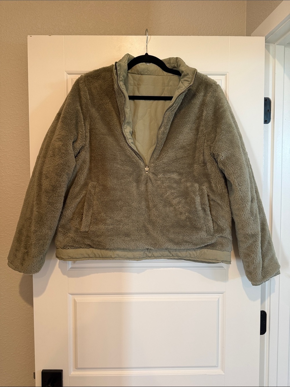 Thread & Supply Sage Green Reversible Puffer Jacket S NWOT - Picture 2 of 5